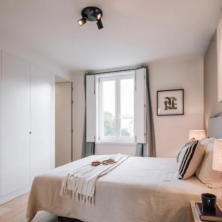 Vedras - 2 Bedrooms And Parking In Alcantara * Lisboa