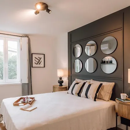Vedras - 2 Bedrooms And Parking In Alcantara Apartment Lissabon