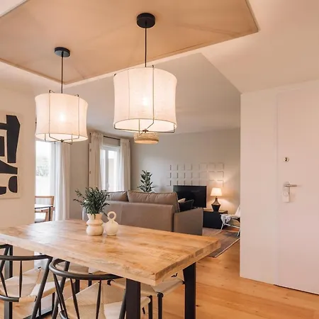 Vedras - 2 Bedrooms And Parking In Alcantara Apartmán